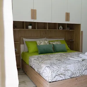  Bed & Breakfast Maison Sanita Italia